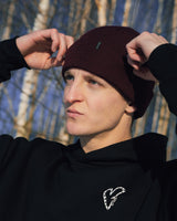 MERINO WOOL BEANIE IN BURGUND
