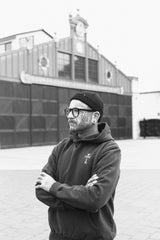 MERINO FLAG DOCKER SHORT BEANIE IN BLACK