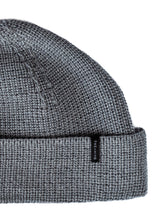 MERINO DOCKER SHORT BEANIE IN GRAY