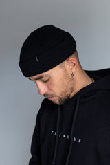 FLAG DOCKER SHORT BEANIE IN BLACK
