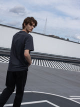 SIMPLE ANTHRACITE PREMIUM TEE