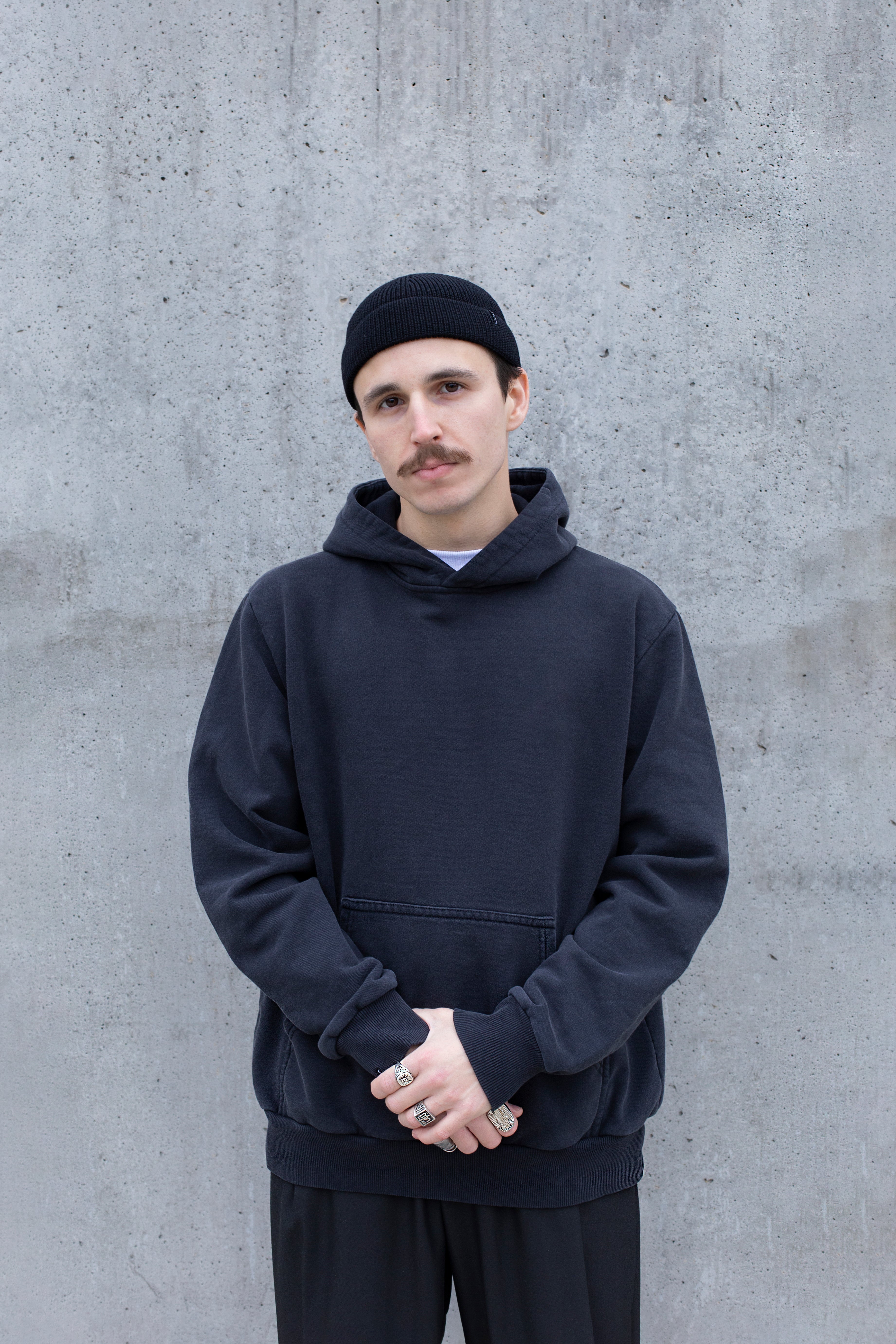 VINTAGE BLACK HOODIE 450GSM LIMITED