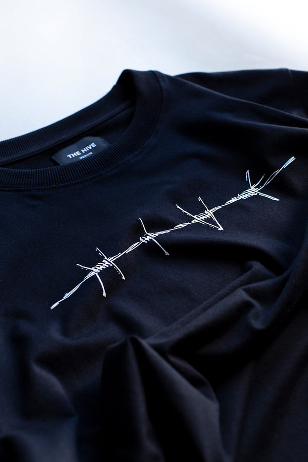 WIRE TEE IN BLACK